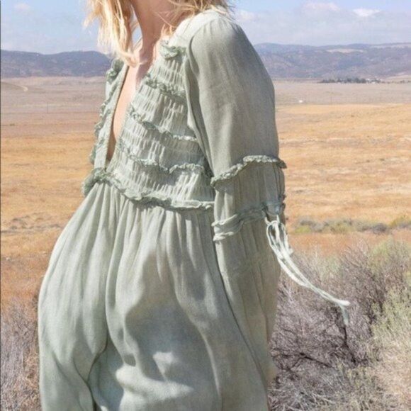 SAGE Tunic with Ruffles & Bell Sleeves - Picture 6 of 14